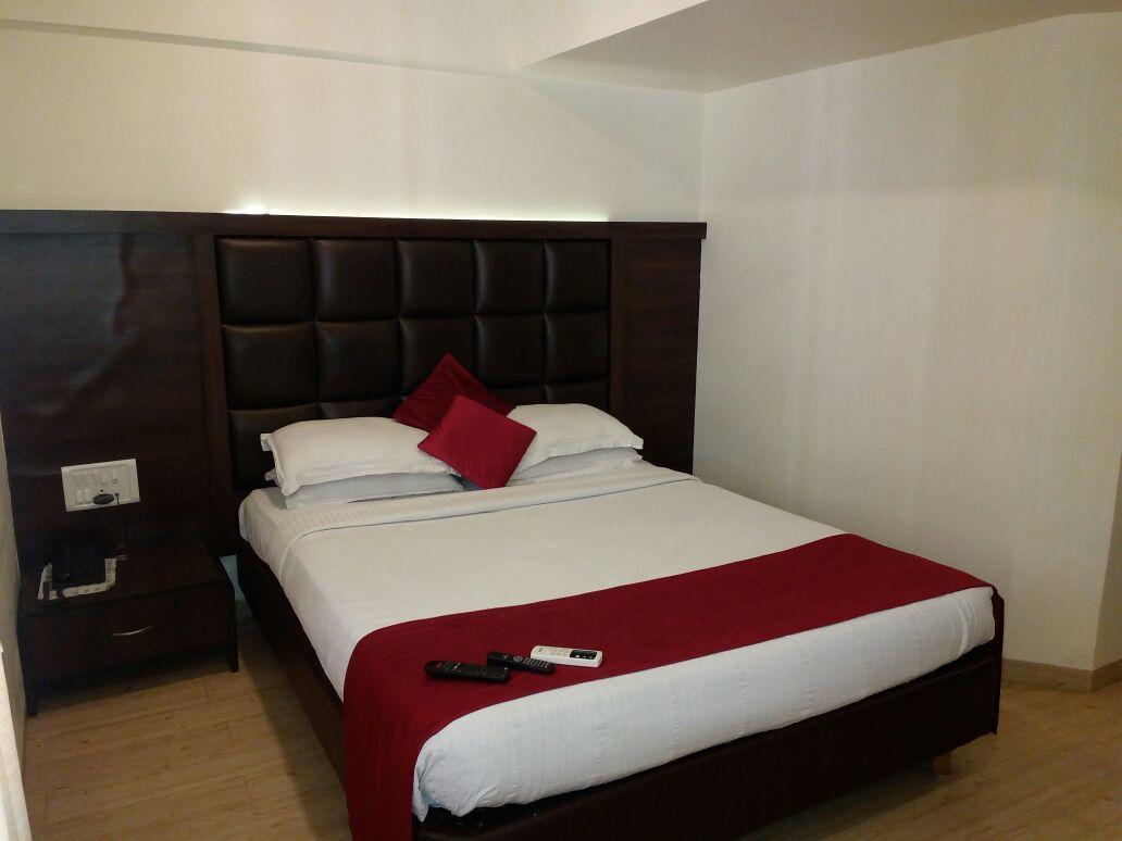 Hotel Heritage Dakshin Navi Mumbai Eksteriør billede